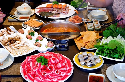 5-quan-buffet-thu-duc-luon-dong-nghit-khach-moi-ngay-3