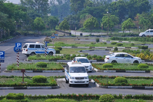 Top 10 trung tâm đào tạo lái xe ô tô uy tín nhất tại Hà Nội