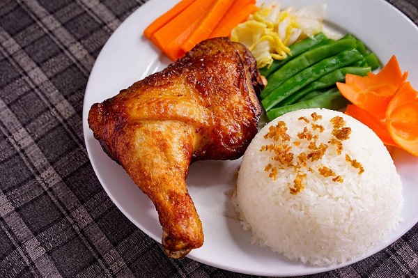 Top 10 quán cơm gà ở Hà Nội ngon, nổi tiếng nhất